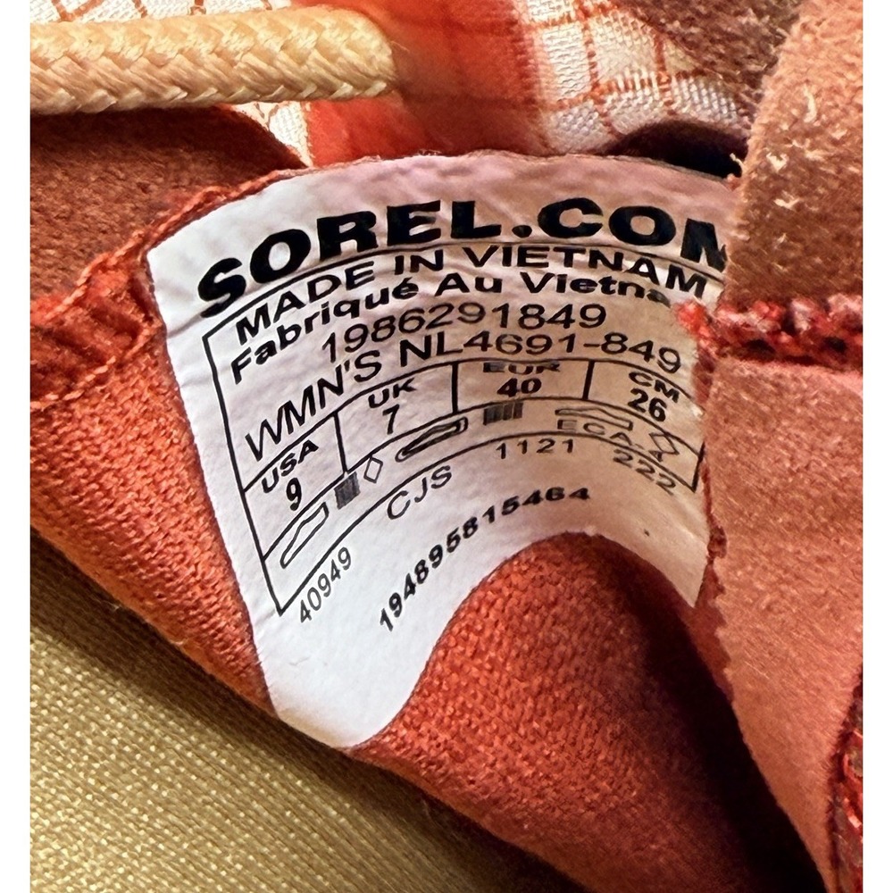 Sorel Shoes Women's Red 9 Kinetic Breakthru Tech Lace Up Trail Sneaker Running - Picture 9 of 9
